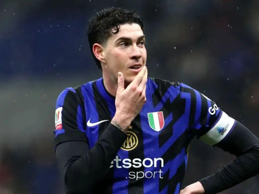 Bastoni vừa trực tiếp mắc sai lầm khiến Inter phải nhận thất bại với tỉ số 0-1 trước Liverpool ở trận đấu diễn ra vào giữa tuần qua